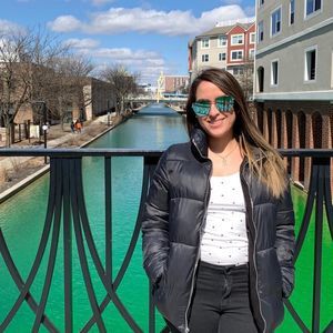 Meet your Posher, Dani